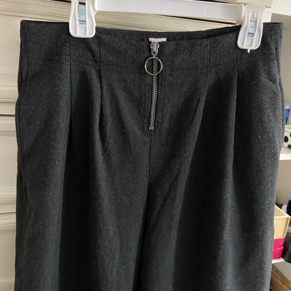 Wide leg pants